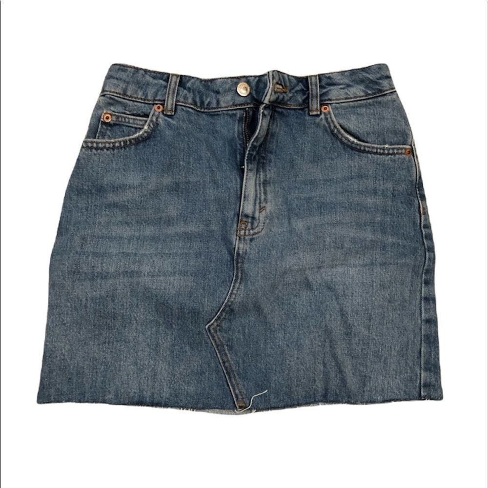 Topshop denim skirt. NWT